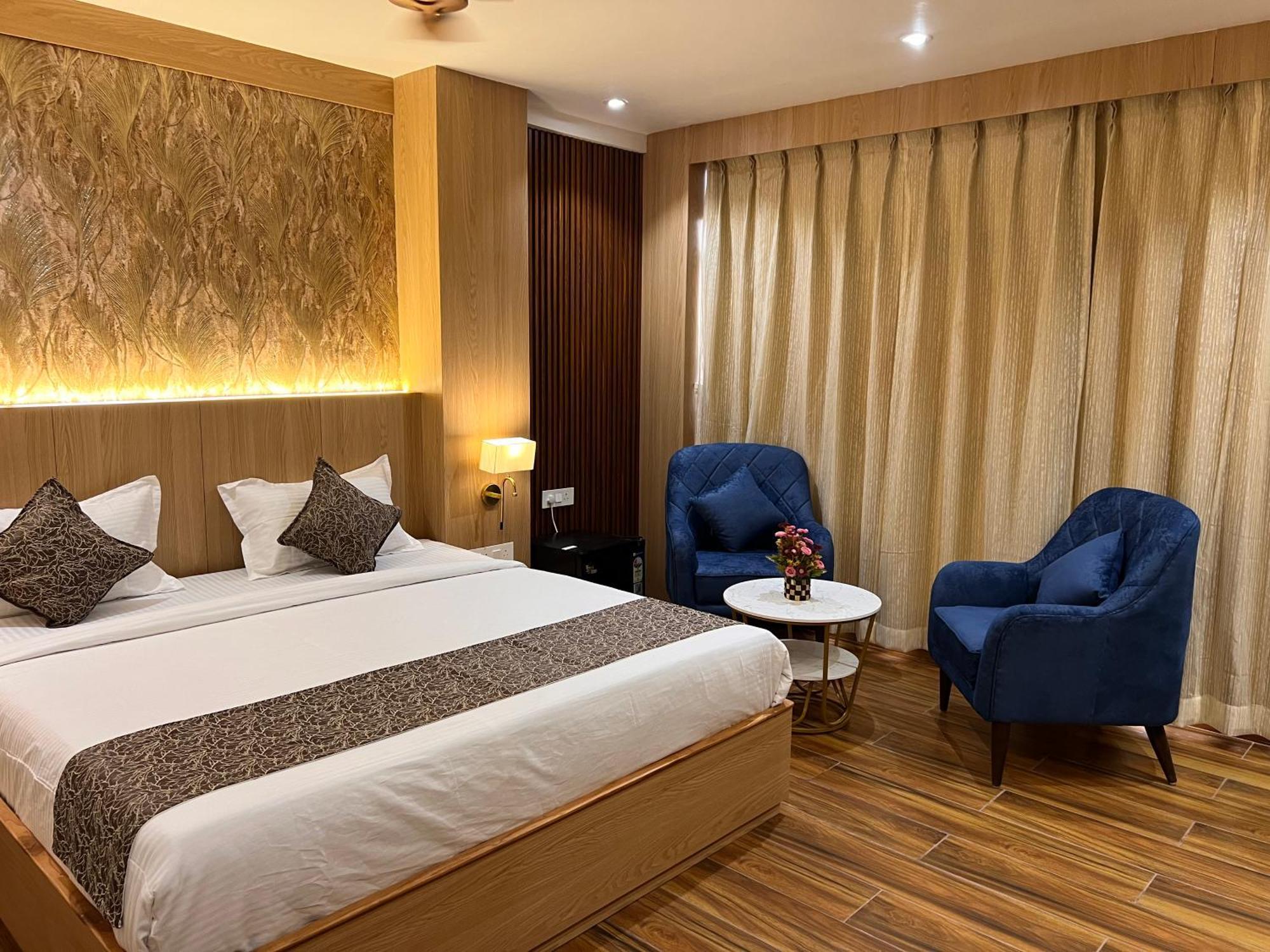 Hotel Jk Palace Аллахабад Экстерьер фото